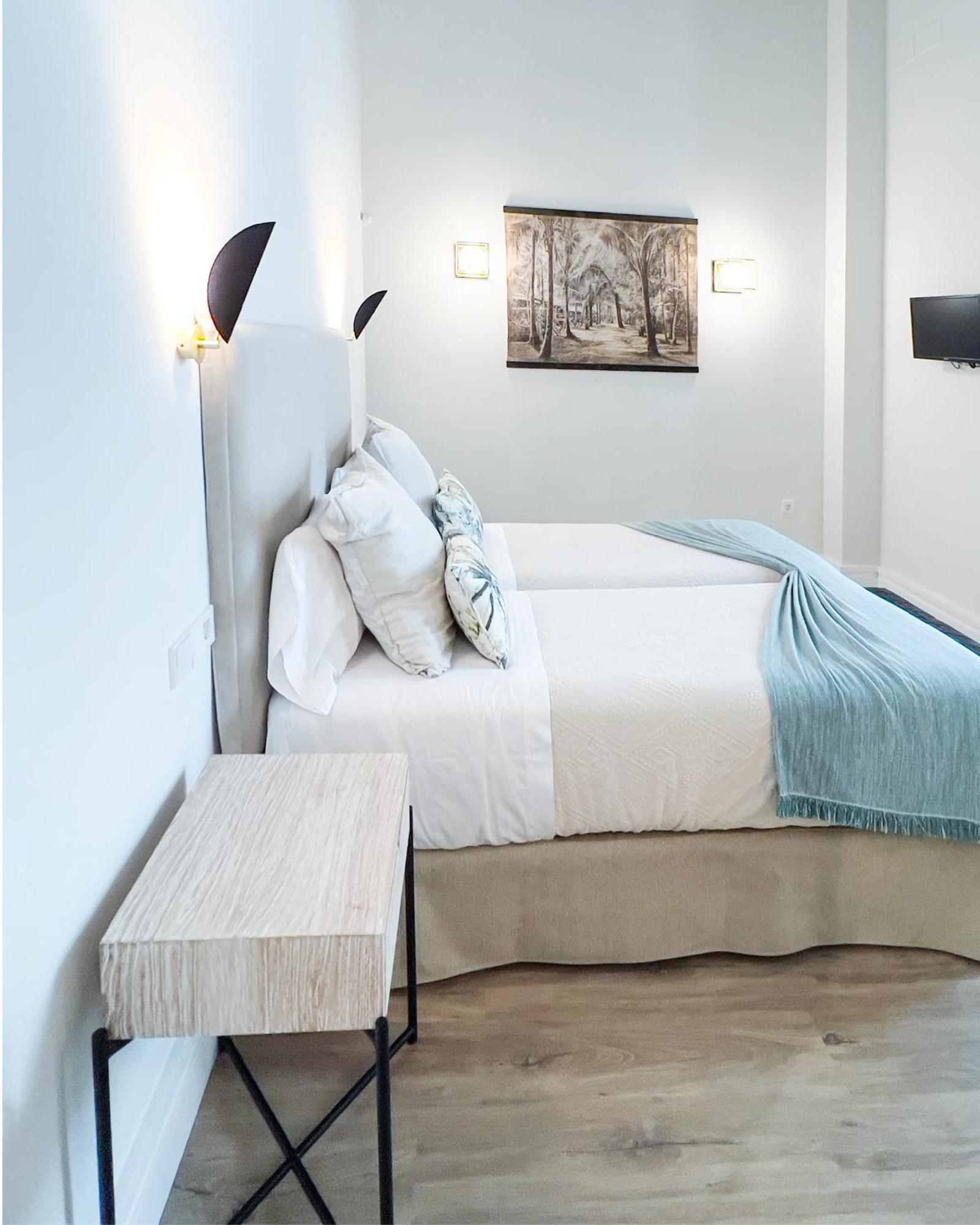 The Honest Hotel & Apartments เซบีญา ภายนอก รูปภาพ